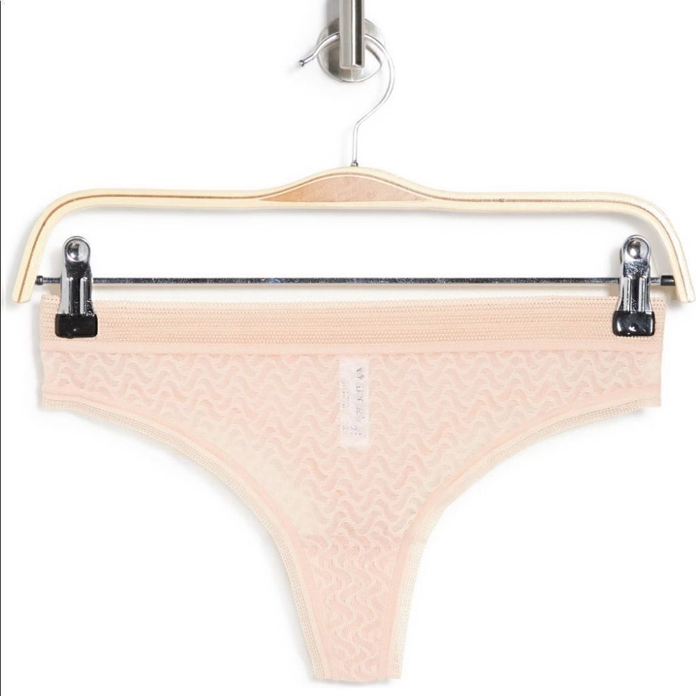 Wacoal Women’s Aphrodite hipster panties  size XL, NWT